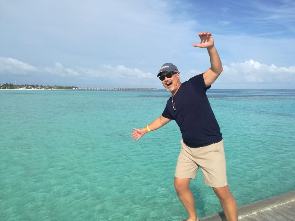 prof at the sea